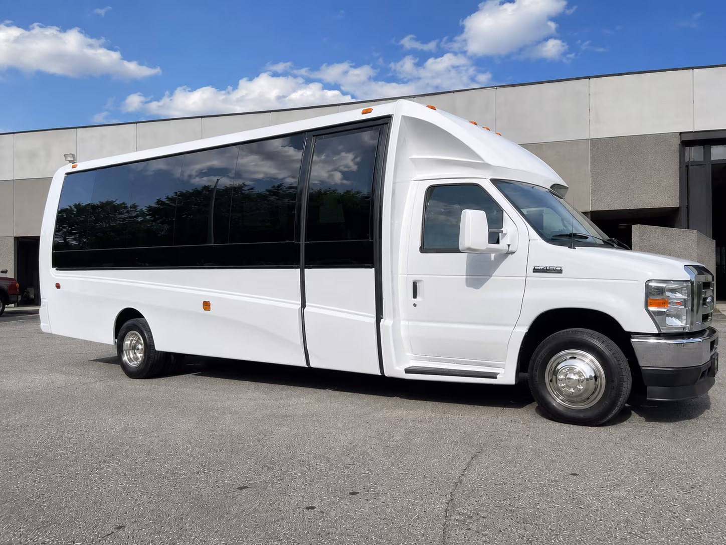corporate airport transfer buses at corpus christi international airport